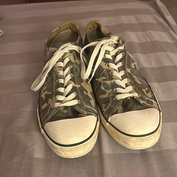 Men’s Converse One Star Sneakers - Picture 1 of 4